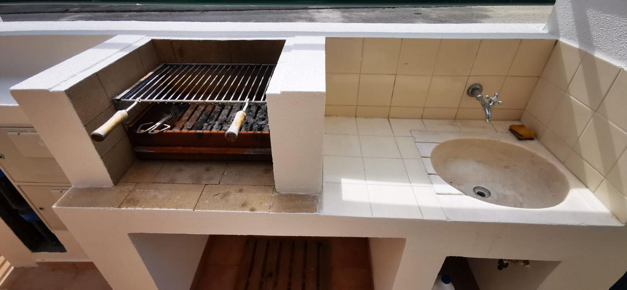 Quarto Duplo Com Kitchenette, Wc E Patio Privativo Apartment คอร์โฮโยส ภายนอก รูปภาพ